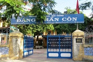 Trường THPT Đặng Trần Côn