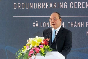 Thủ tướng Nguyễn Xuân Phúc phát lệnh khởi công Dự án Tổ hợp hóa dầu miền Nam