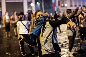 Bạo loạn sau chức vô địch của Pháp. Ảnh: Getty Images