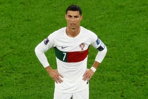 Cristiano Ronaldo vẫn đang để ngỏ tương lai của mình đối với sự nghiệp quốc tế.