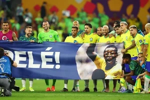 Tuyển Brazil gửi thông điệp ủng hộ Pele tại World Cup.