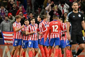 Atletico Madrid thành công giữ lại 3 điểm trên sân nhà khi đối đầu Slovan Bratislava