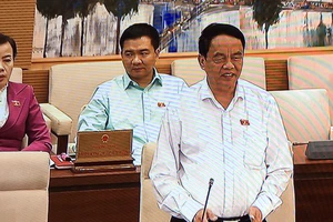 Chủ nhiệm Ủy ban Quốc phòng và An ninh Võ Trọng Việt phát biểu tại phiên họp Tại