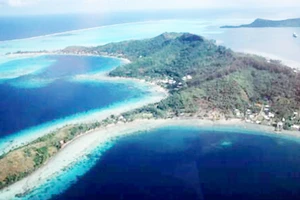 Vùng biển Tahiti thuộc quần đảo Polynesia, nơi đang đứng trước nguy cơ bị nước biển nhấn chìm