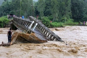Lũ lụt hoành hành ở Ấn Độ. Ảnh: BBC