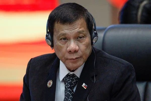 Tổng thống Rodrigo Duterte cũng tuyên bố muốn ngừng xuất khẩu các tài nguyên khoáng sản thô. Ảnh: REUTERS