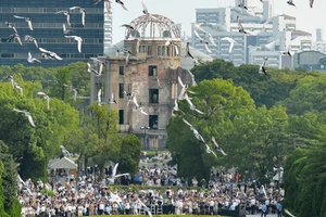 Những cánh chim hòa bình trong lễ tưởng niệm 71 năm thảm họa hạt nhân Hiroshima, Nhật Bản. Ảnh: REUTERS