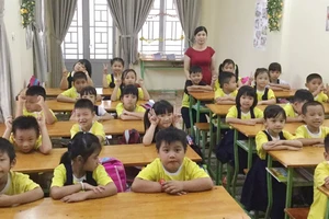 Lớp học bán trú của học sinh 2 trường Lương Thế Vinh và An Hội ở điểm Trường dân lập Nguyễn Tri Phương