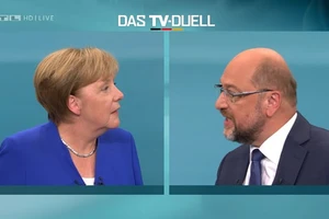 Ứng viên thủ tướng Đức tranh luận trên truyền hình. Ảnh REUTERS