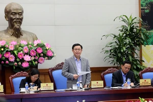Phó Thủ tướng Vương Đình Huệ chủ trì hội nghị. Ảnh: VGP