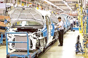 Một nhà máy sản xuất ô tô tại Ấn Độ 