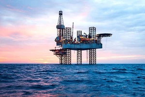 Giá dầu tăng cao nhất kể từ cuối năm 2014