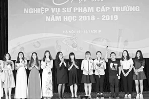 Sinh viên Đại học Sư phạm Hà Nội tham gia hội thi nghiệp vụ sư phạm