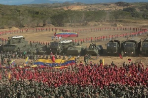 Hình ảnh cuộc tập trận được ông Maduro đăng tải trên Twitter. Ảnh: TWITTER