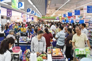 Hệ thống bán lẻ của Saigon Co.op gồm Co.opmart, Co.opXtra, Co.op Food, Co.op Smiles, Cheers trên cả nước sẽ hoàn toàn ngưng kinh doanh sản phẩm ống hút bằng nhựa. 