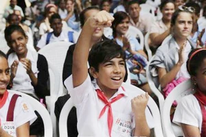 Học sinh tại một trường phổ thông ở thủ đô La Habana. Ảnh: TTXVN