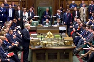 Thủ tướng Anh Boris Johnson phát biểu trong cuộc họp Hạ viện ở thủ đô London. (Nguồn: TTXVN