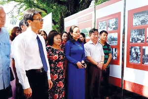 Phó Thủ tướng Vũ Đức Đam dự khai mạc triển lãm 50 năm bảo tồn và phát huy giá trị Khu Di tích Chủ tịch Hồ Chí Minh tại Phủ Chủ tịch
