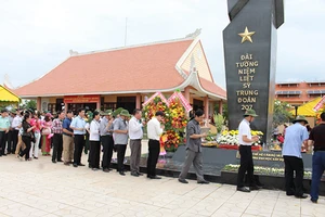 Lễ giỗ lần thứ 46 ngày hy sinh của các liệt sĩ Trung đoàn 207
