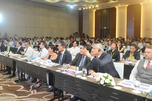 Các đại biểu tham dự hội nghị đầu tư và xuất khẩu TPHCM. Ảnh: CAO THĂNG