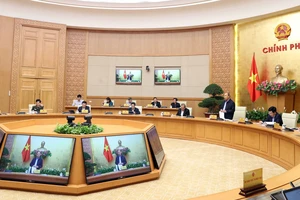 Ngày 16-3, Thủ tướng Nguyễn Xuân Phúc chủ trì phiên họp Thường trực Chính phủ nghe báo cáo của Ban Chỉ đạo quốc gia về phòng chống dịch Covid-19. Ảnh: TTXVN