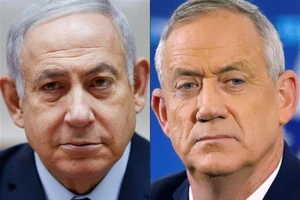 Thủ tướng Israel Benjamin Netanyahu (trái) và lãnh đạo đảng Xanh-Trắng, cựu Tham mưu trưởng Lực lượng phòng vệ Israel (IDF) Benny Gantz. Nguồn: TTXVN