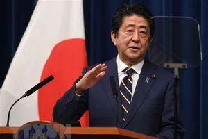 Chính phủ Nhật Bản đang xem xét một gói kích thích mới trị giá hơn 100.000 tỷ yen (929 tỷ USD). Ảnh: TTXVN