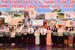 Khai mạc cuộc thi KHKT trung học cấp quốc gia năm 2019-2020