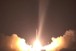 Israel phóng thành công vệ tinh do thám