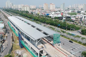 Cần khai thác tốt không gian xung quanh các nhà ga của tuyến metro Bến Thành - Suối Tiên. Ảnh: CAO THĂNG