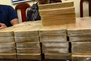 Bắt vụ vận chuyển 54 bánh heroin trên cao tốc Hà Nội - Hải Phòng
