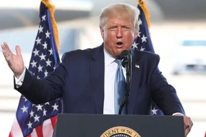 Tổng thống Mỹ Donald Trump phát biểu tại thành phố Yuma, bang Arizona hôm 18-8
