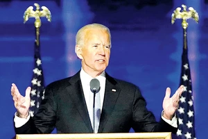 Ông Joe Biden phát biểu tuyên bố chiến thắng tại Wilmington, bang Delaware (Mỹ). Ảnh: AP 