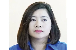 Bà Đỗ Thị Kim Hoa, Giám đốc Trung tâm Tình nguyện quốc gia 