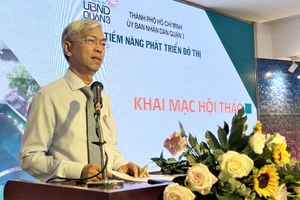  Phó Chủ tịch UBND TPHCM Võ Văn Hoan phát biểu tại Hội thảo. Ảnh: VOH