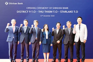 Ngân hàng Shinhan khai trương 3 phòng giao dịch ở TPHCM, Hà Nội