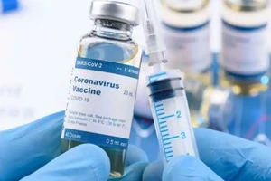 Trung Quốc triệt phá đường dây làm giả vaccine ngừa dịch Covid-19