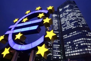 Ngân hàng Trung ương châu Âu (ECB) cũng đang có kế hoạch tung ra đồng EUR. Nguồn: REUTERS