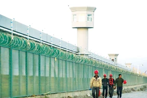 Một trong những Trung tâm đào tạo nghề tại Tân Cương, nơi phương Tây cáo buộc Trung Quốc giam giữ người Duy Ngô Nhĩ