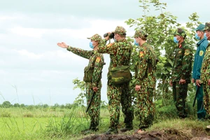 Bộ đội Biên phòng Tây Ninh tuần tra trên tuyến biên giới