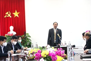 , Thượng tướng Trần Quang Phương, Phó Chủ tịch Quốc hội, đã có buổi làm việc với lãnh đạo TP Đà Nẵng và Đại học Đà Nẵng