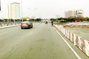 Nút giao kết nối đường Võ Văn Kiệt vào đường cao tốc TPHCM - Trung Lương