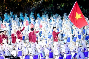 VĐV đấu kiếm Vũ Thành An sẽ cầm cờ cho đoàn thể thao Việt Nam tại lễ khai mạc SEA Games 31. Ảnh: P.NGUYỄN