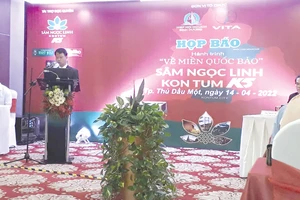 Ông Trần Tuấn Hùng - Chủ tịch Hiệp hội Du lịch Bình Dương phát biểu tại buổi họp báo