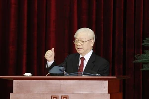 Tổng Bí thư Nguyễn Phú Trọng phát biểu bế mạc Hội nghị Trung ương 5. Ảnh: VIẾT CHUNG