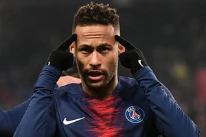  Cả Paris SG lẫn Neymar đều đang trong tình trạng “không lối thoát” trước khi đàm phán với bên mua