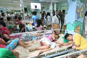 Philippines bùng dịch sốt xuất huyết