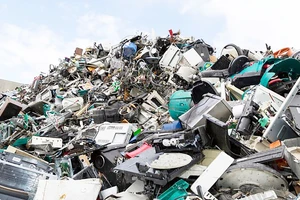 Chỉ có chưa đầy 20% rác thải điện tử trên toàn cầu được tái chế