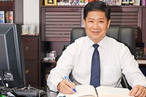  Ông Phạm Minh Thuận, Chủ tịch Hội đồng quản trị Công ty cổ phần Phát hành sách TPHCM (Fahasa)