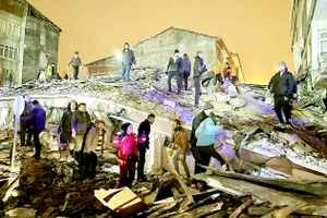 Hiện trường vụ động đất ở Syria